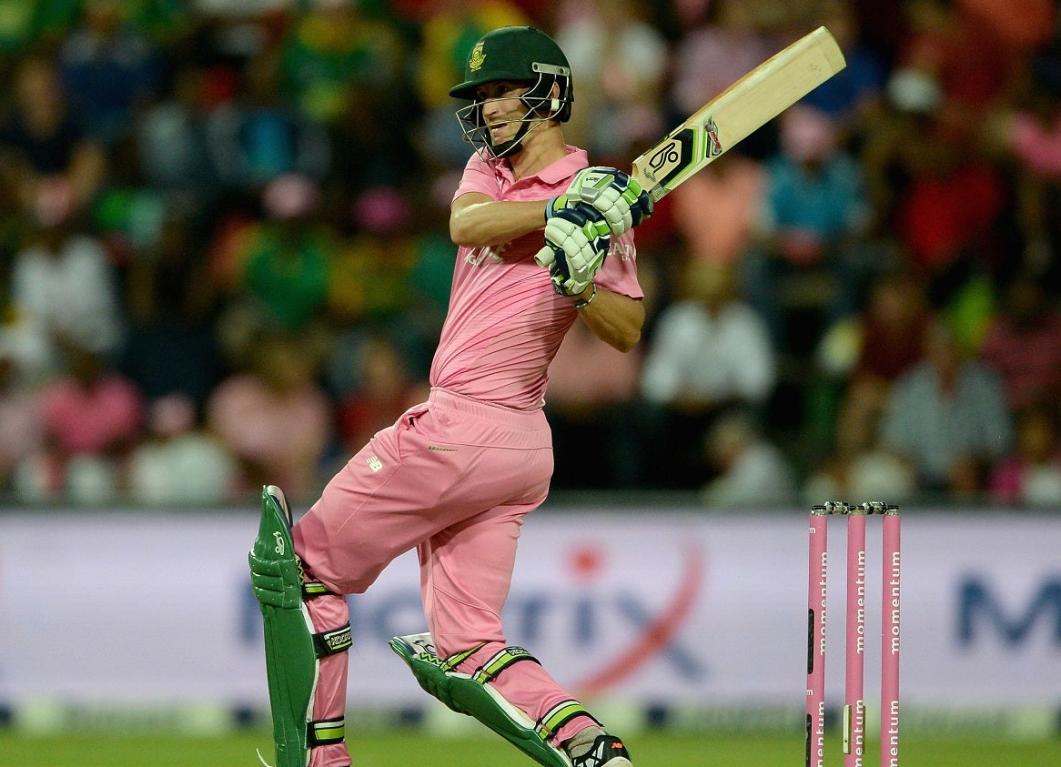 Chris Morris played a very important role in Sydney Thunder's campaign in Big Bash League, after being picked for 10 Cr by RCB at the IPL Auction. Chris Morris played a very important role in Sydney Thunder's campaign in Big Bash League, after being picked for 10 Cr by RCB at the IPL Auction