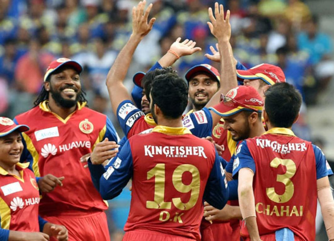 RCB bowlers run riot in IPL at the Feroz Shah Kotla on 26th April 2015