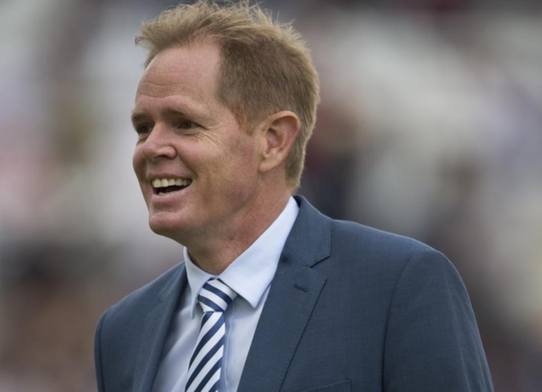 Shaun Pollock against Saliva ban