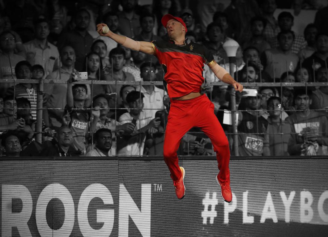 ABD Nostalgia CAm When AB de Villiers defied gravity to complete a stunning catch at the Chinnaswamy in IPL 2018