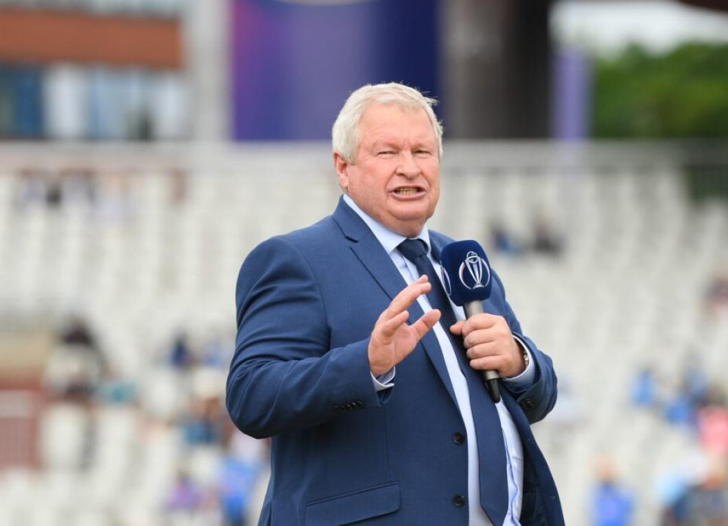 Former Blackcaps cricketer and renowned commentator, Ian Smith stated that commentary is not a competition.