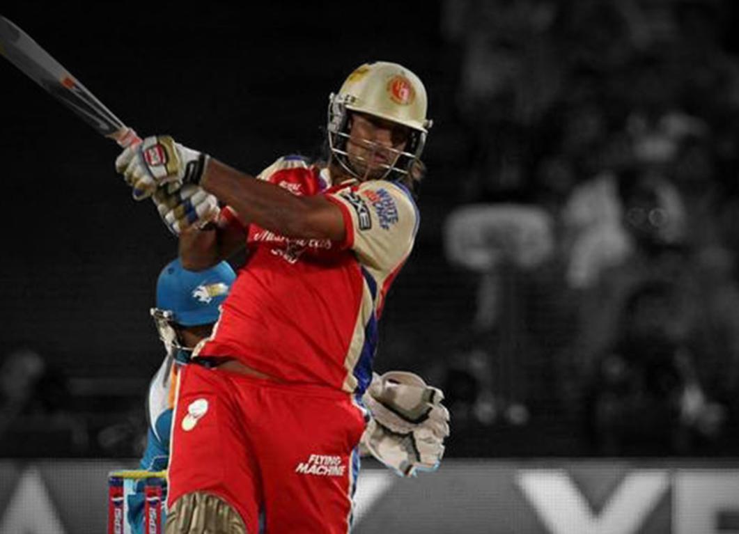 Sourabh Tiwary's last-ball six sealed a win for RCB against Pune Warriors in 2012
