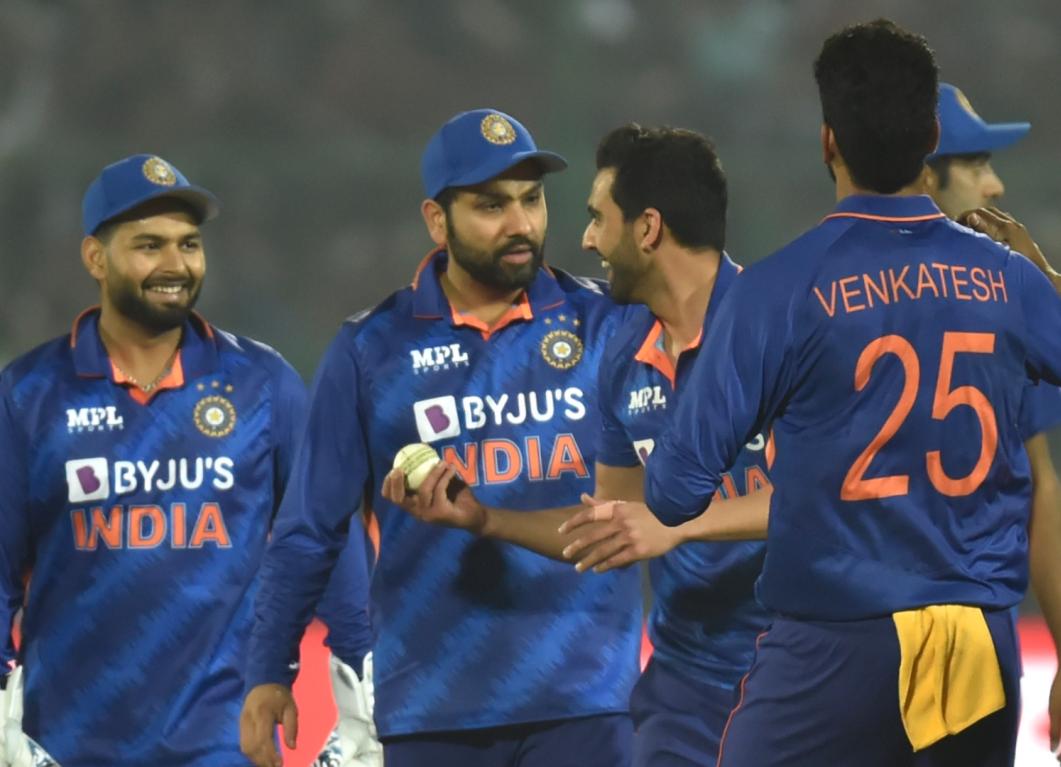 India triumph as visitors New Zealand succumb in their opening game India triumph as visitors New Zealand succumb in their opening game