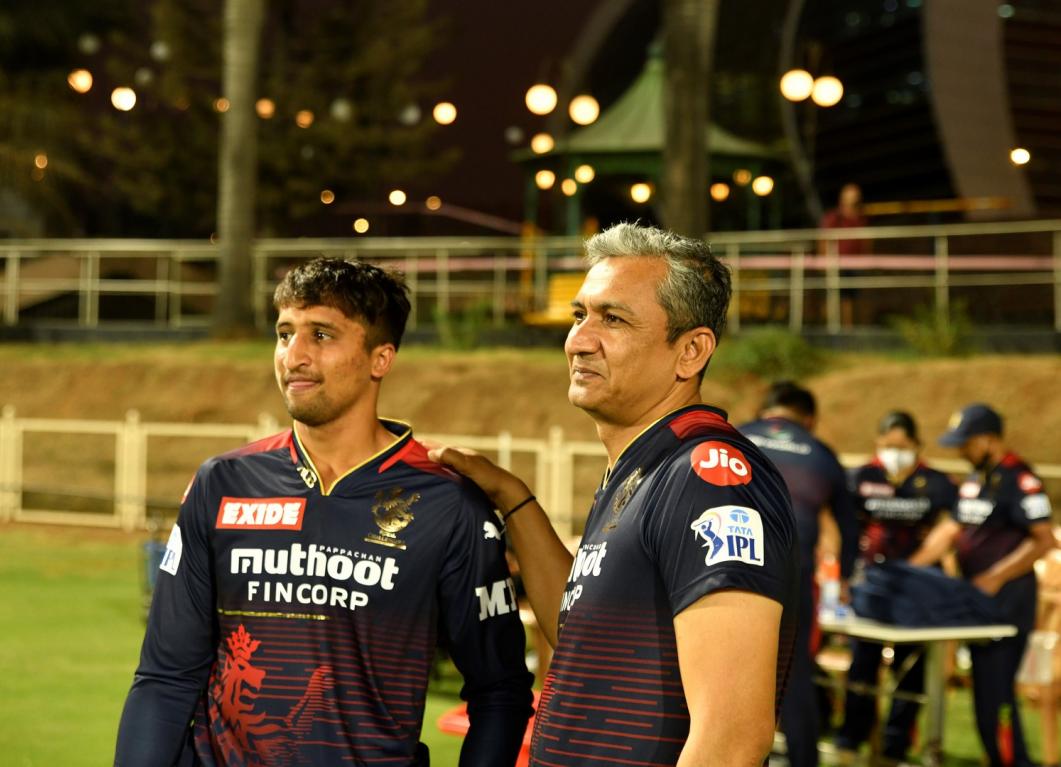 Sanjay Bangar speaks out on the young guns in the RCB squad