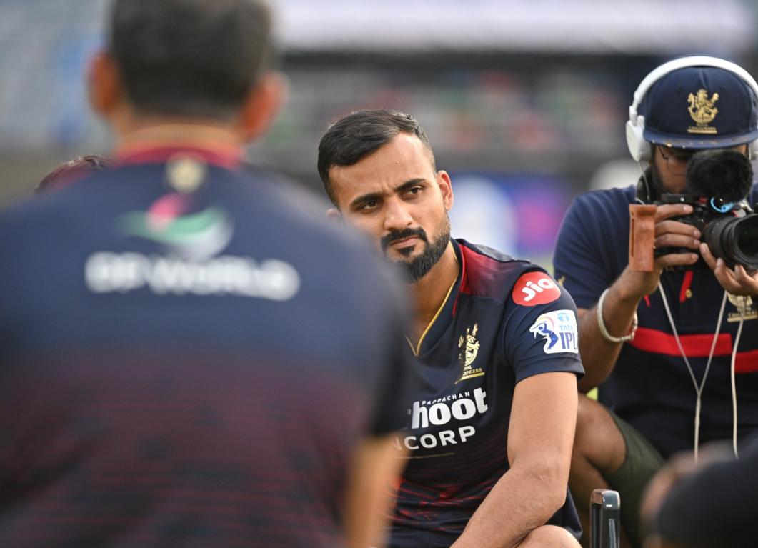 Watching India lift the World Cup intrigued me to take up cricket: Akash Deep