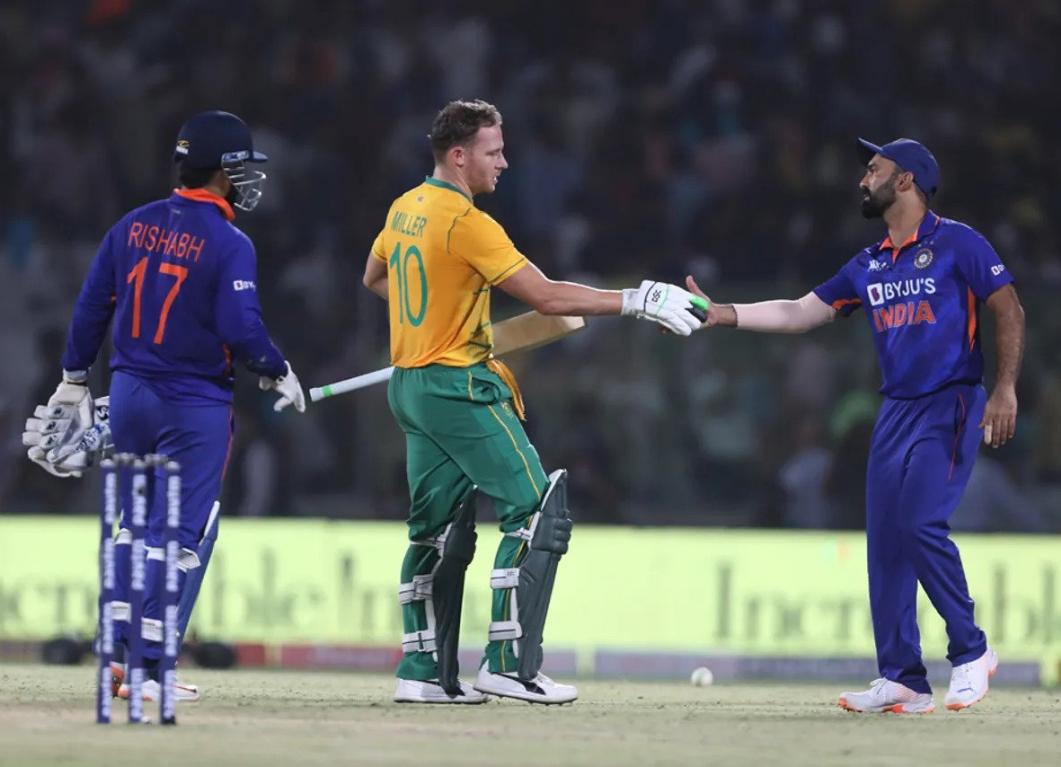 India aim to equalize as the caravan arrives in Cuttack India aim to equalize as the caravan arrives in Cuttack