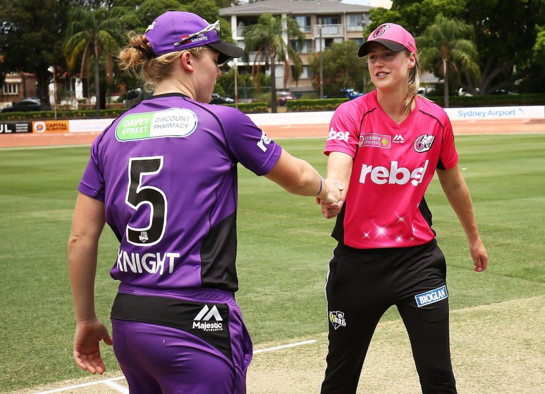 Know your challengers: A glimpse at RCB’s probable middle-order for WPL 2023 Ellyse Perry and Heather Knight