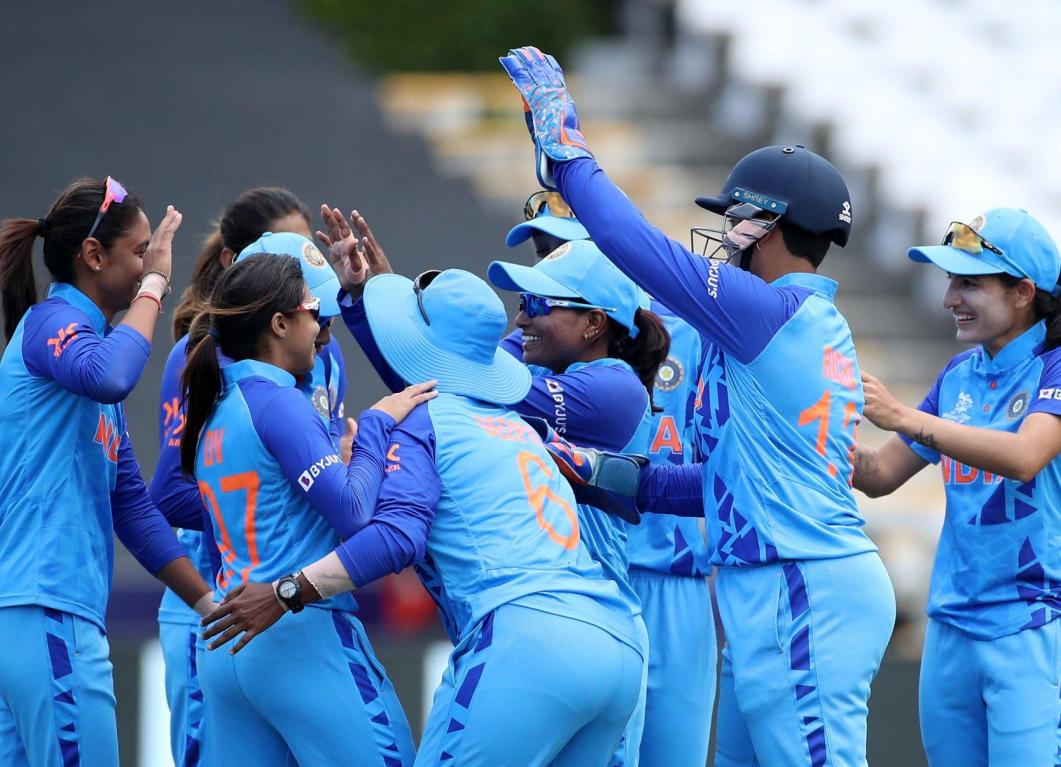 India clinch second win of Women’s World T20 as Richa Ghosh and Deepti Sharma shine India clinch second win of Women’s World T20 as Richa Ghosh and Deepti Sharma shine