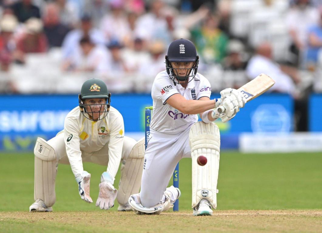 Women’s Ashes evenly poised at Stumps on Day 2 as Heather Knight shines with the bat Women’s Ashes evenly poised at Stumps on Day 2 as Heather Knight shines with the bat
