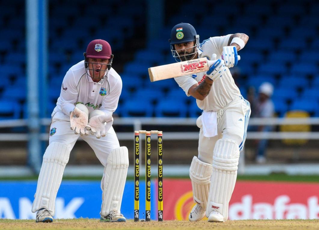 Watch – Virat Kohli brings up his 30th half-century with an exquisite cover drive Watch – Virat Kohli brings up his 30th half-century with an exquisite cover drive