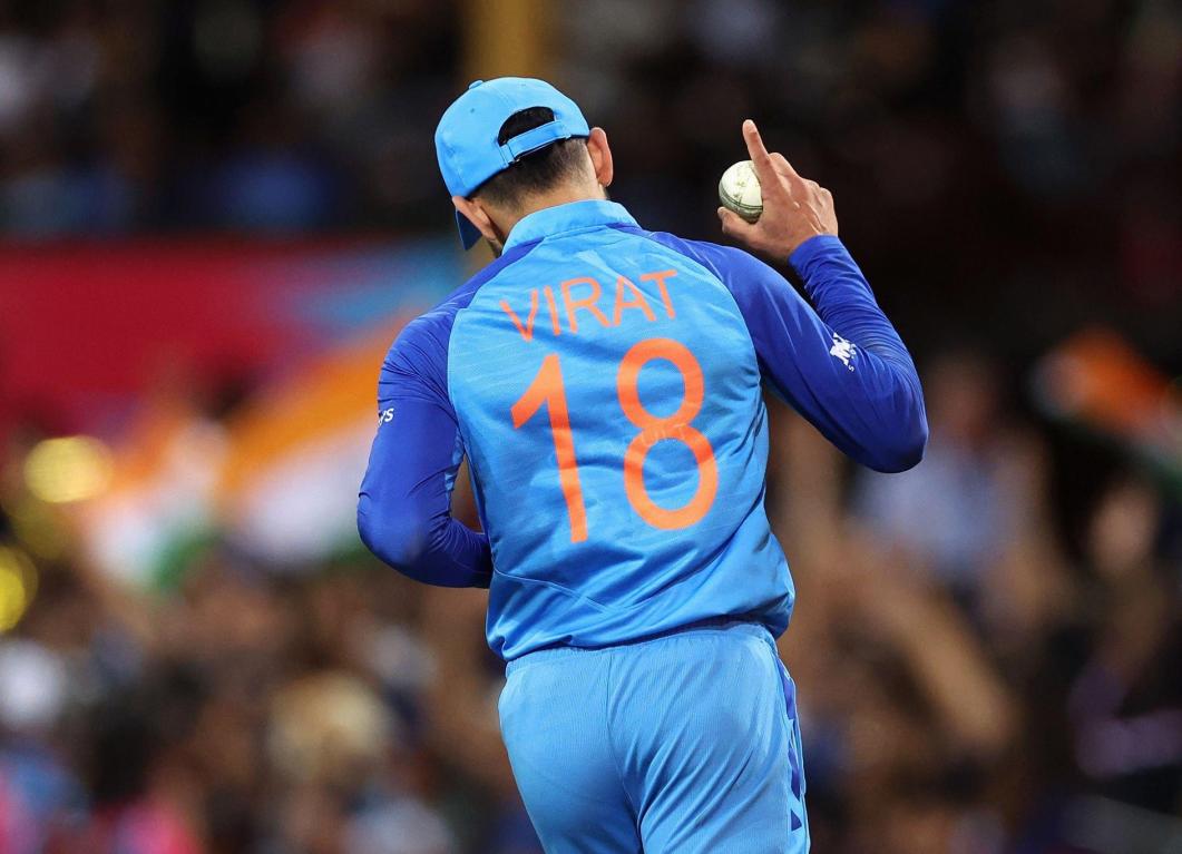 Watch – Virat Kohli puts in the hard yards in the gym with the goblet squats Watch – Virat Kohli puts in the hard yards in the gym with the goblet squats
