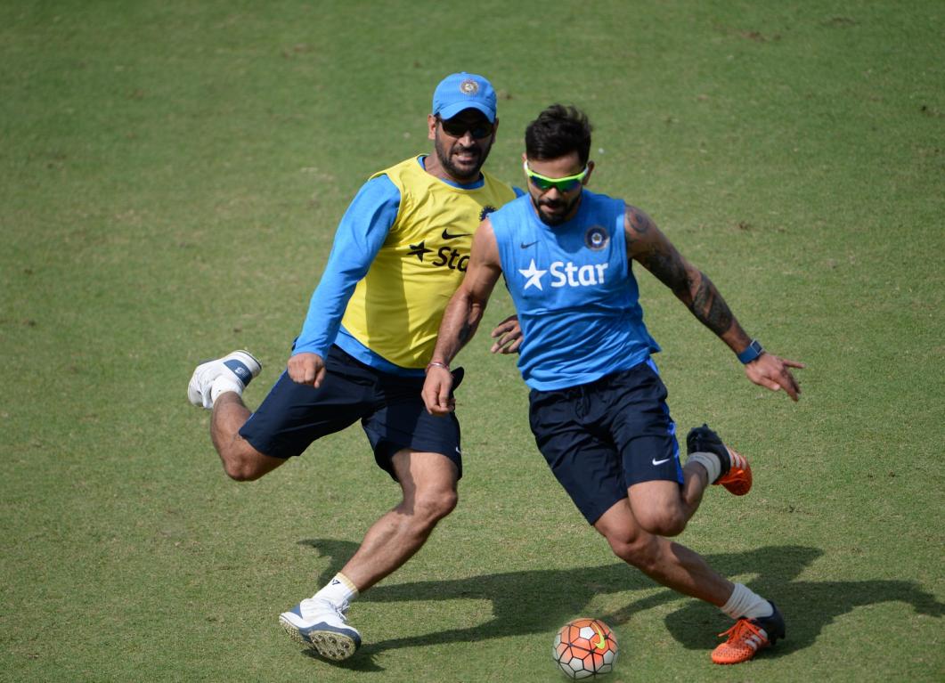 MS Dhoni and Virat Kohli Football