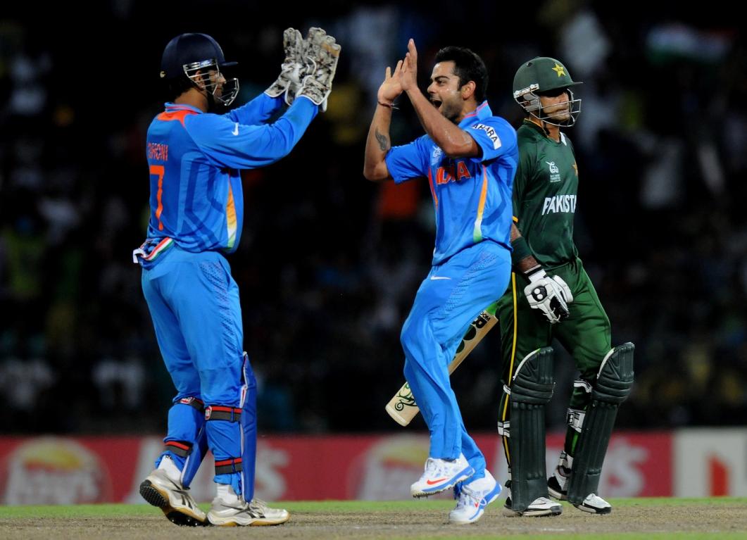 MS Dhoni and Virat Kohli vs Pakistan