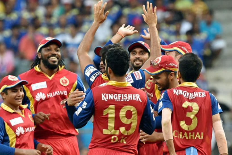 RCB bowlers run riot in IPL at the Feroz Shah Kotla on 26th April 2015