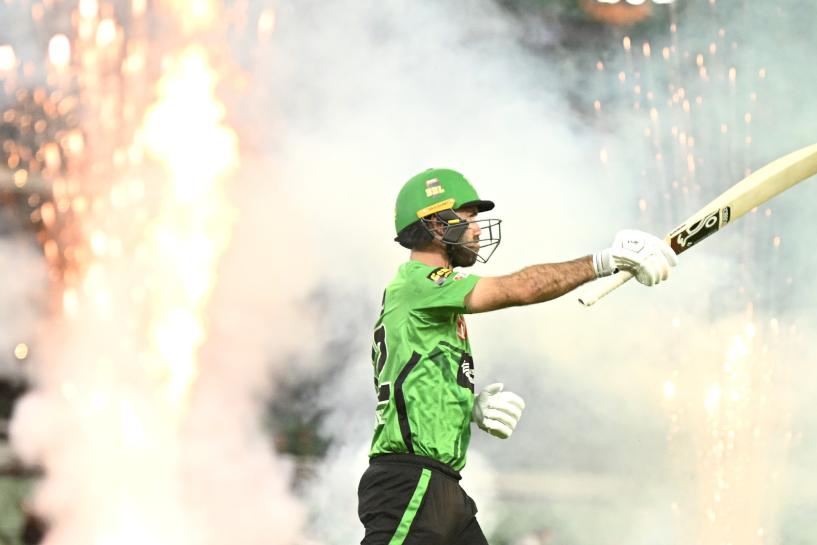 Glenn Maxwell’s all-round brilliance keeps Melbourne Stars alive in the BBL