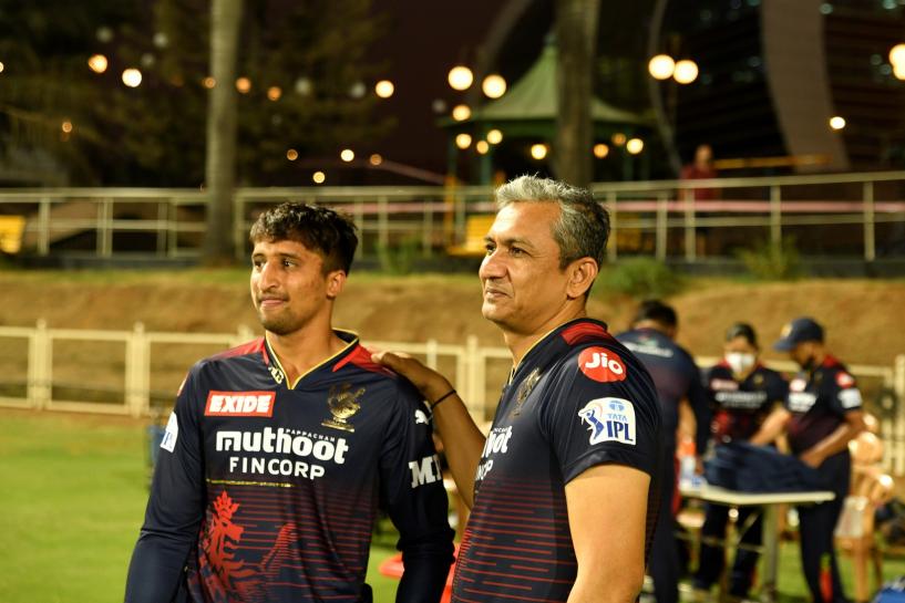 Sanjay Bangar speaks out on the young guns in the RCB squad
