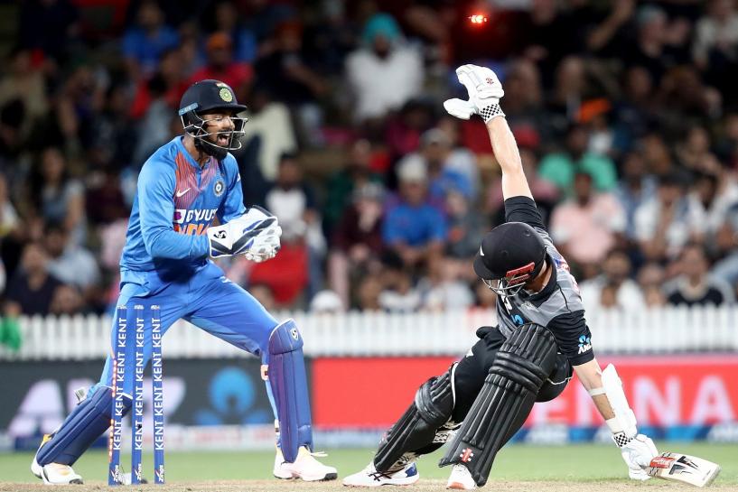 Sunrisers look to get off their mark as Supergiants hope to build momentum Sunrisers look to get off their mark as Supergiants hope to build momentum