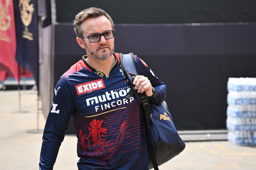 RCB Bold Diaries: He’s a really calm character: Mike Hesson praises Shahbaz Ahmed