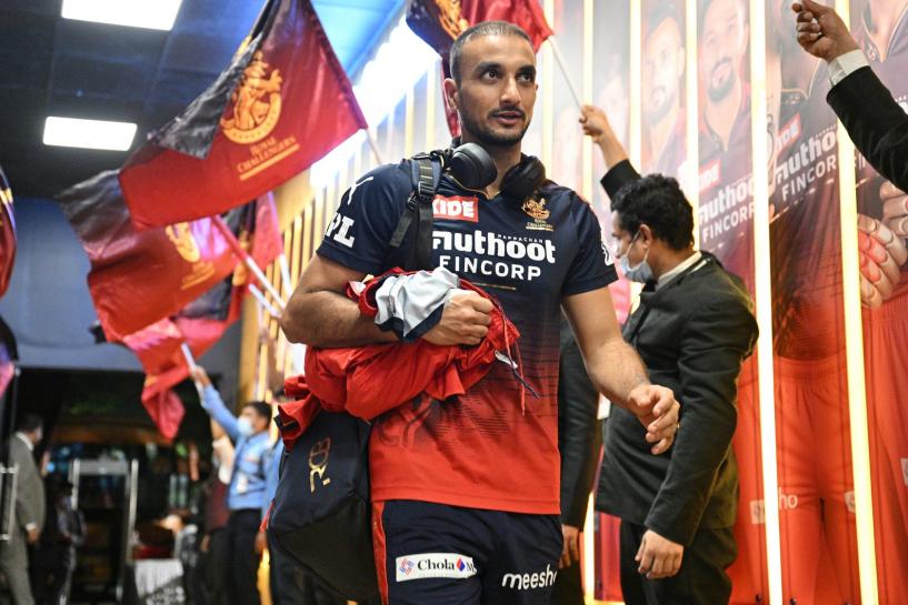 Harshal Patel provides an update on his split webbing