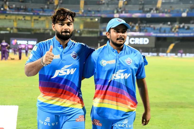 Delhi and Lucknow lock horns in the first encounter of a thrilling Sunday Delhi and Lucknow lock horns in the first encounter of a thrilling Sunday