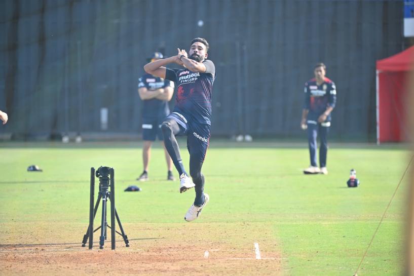 The beauty of Siraj is that he has always wanted to be in a battle: Mike Hesson