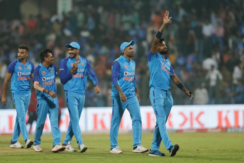 Hardik Pandya reveals the reason behind handing the last over to Axar Patel Hardik Pandya